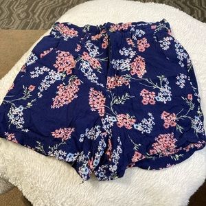 Jessica Simpson linen shorts